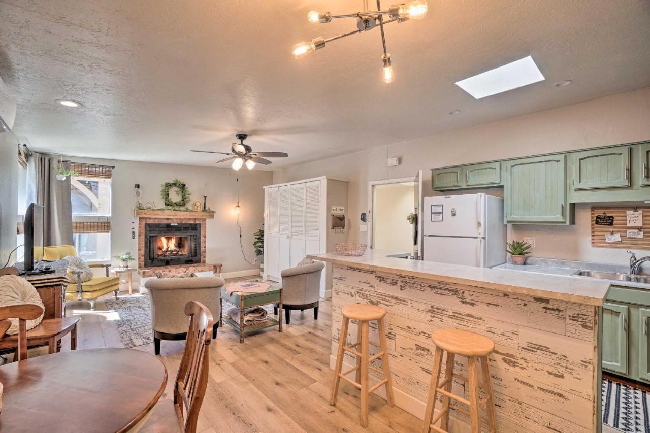Appartement Central Williams Studio With Fireplace On Route 66! Extérieur photo